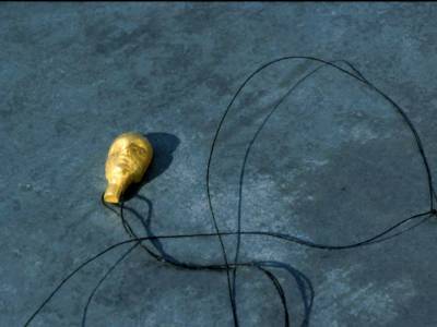 autorenschmuck-anhaenger-goldkopf-anna-eichlinger-800w