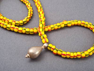 kette-afrikanische-glasperlen-silber-anna-eichlinger-800w