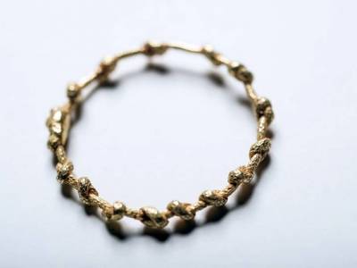 knotenring-gold-einfach-anna-eichlinger-800w