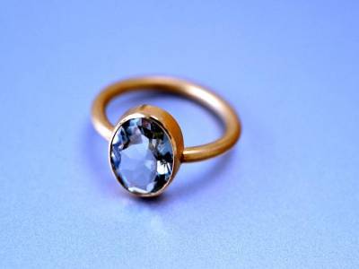 ring- gold -montiert-prasiolith-anna-eichlinger-800w